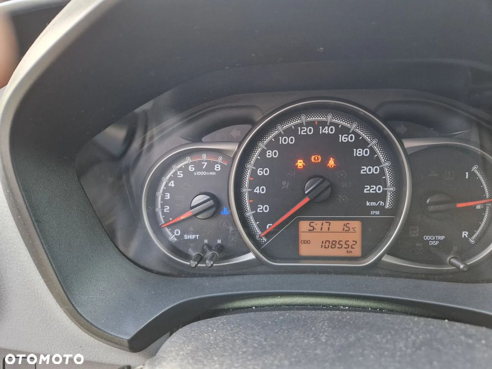 Toyota Yaris - 22
