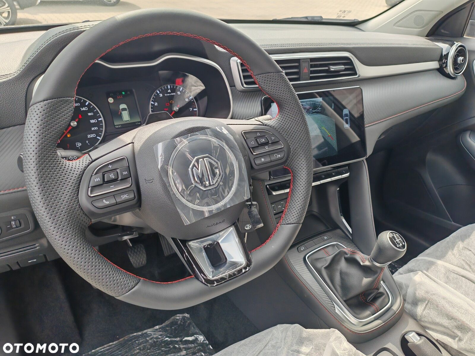 MG ZS - 7
