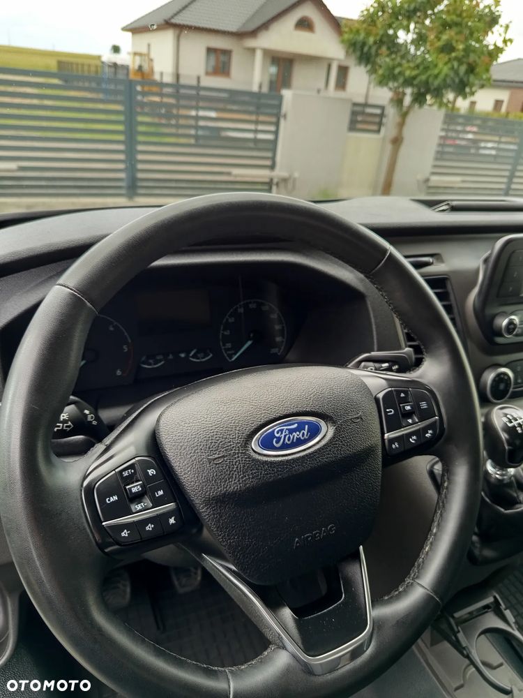 Ford transit - 22