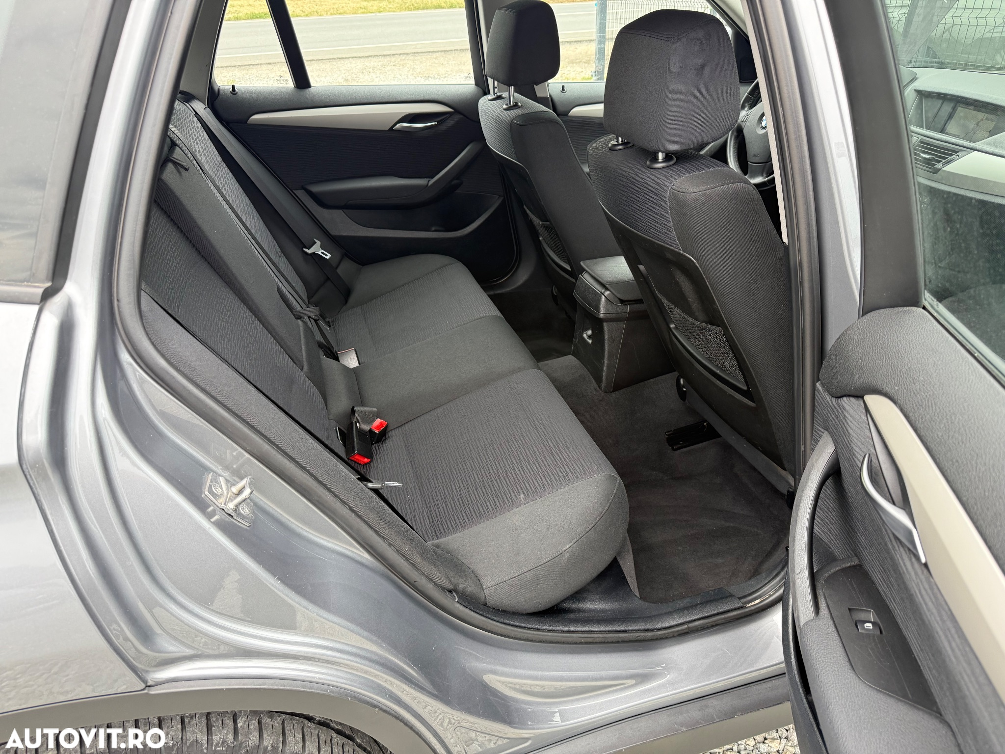 BMW X1 sDrive18d xLine - 14