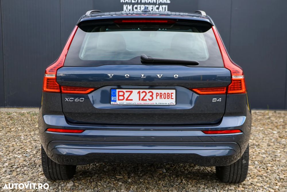 Volvo XC 60 B4 MHEV AT8 FWD Momentum - 21