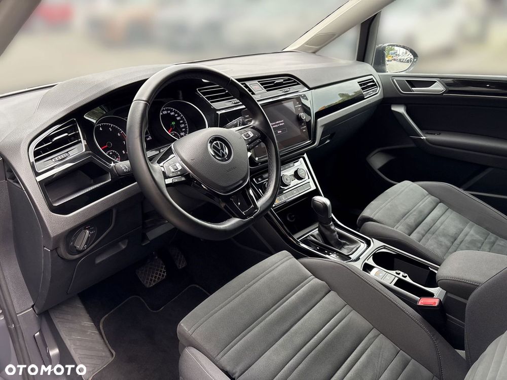 Volkswagen Touran 1.5 TSI EVO Highline DSG - 9