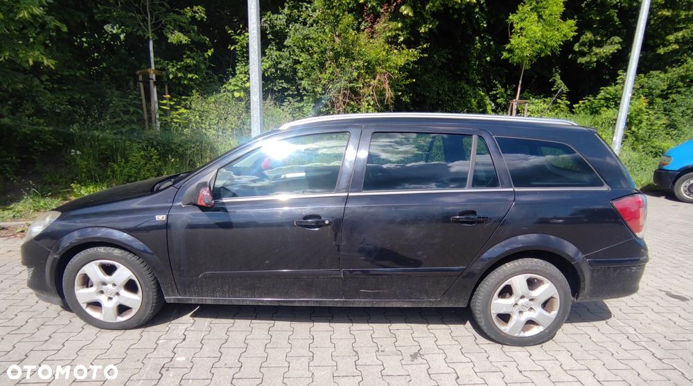 Opel Astra 1.9 CDTI Cosmo - 1