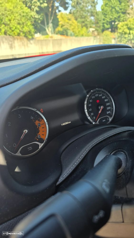 Jeep Renegade 1.6 MJD Limited DCT - 8