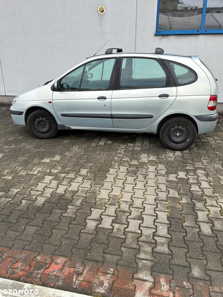 Renault Scenic 2000 photo 2