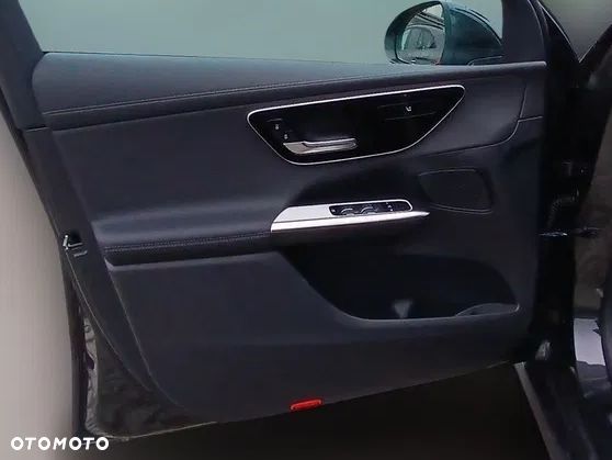 Mercedes-Benz GLC 200 d mHEV 4-Matic AMG Line - 12