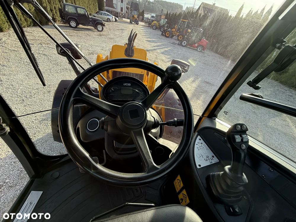 JCB TM 220 AGRI TELESKOP / 2016 ROK / TELESKOP / MAŁE GABARYTY / PIĘKNA / ZADBANA / SPROWADZONA Z NIEMIEC / PIĘKNIE UTRZYMANA / ORYGINAŁ / 180 300 310 320 330 Schaffer - 19