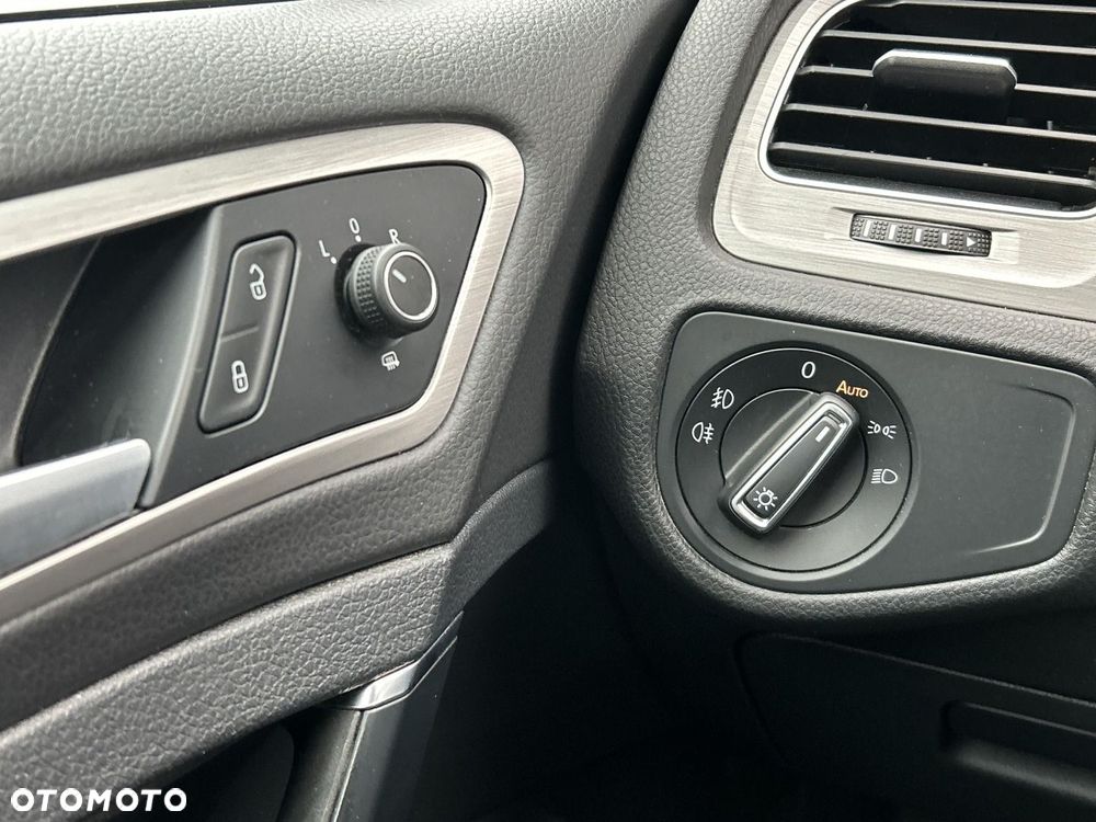 Volkswagen Golf VII 1.6 TDI BMT Highline DSG - 21