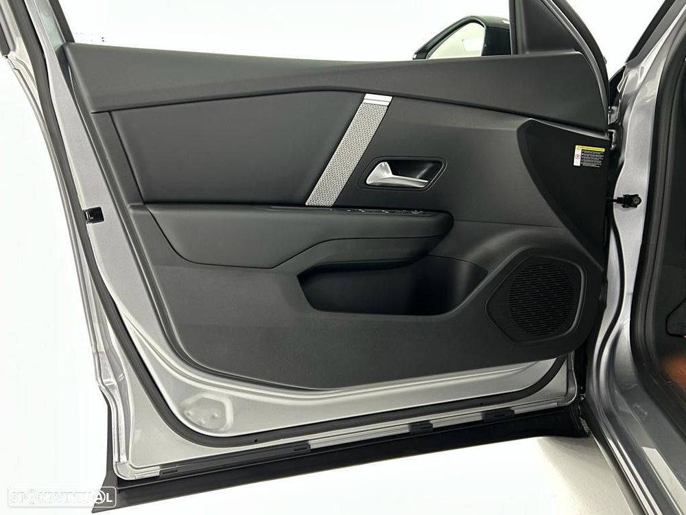 Citroën C4 1.2 PureTech Feel Pack EAT8 - 10
