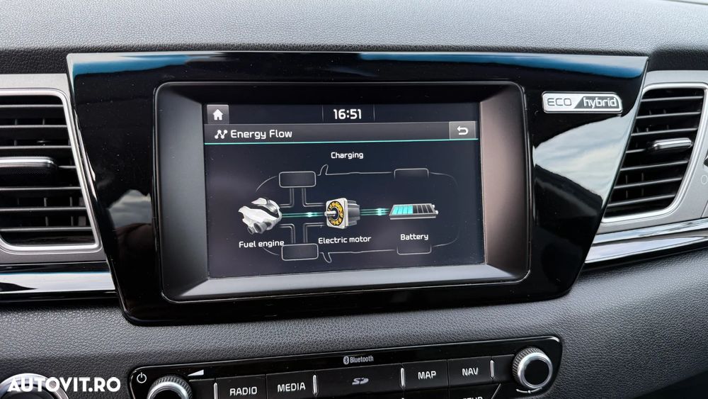 Kia Niro 1.6 GDI 2WD Aut. Vision - 19