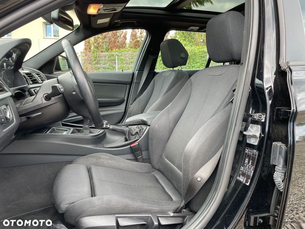 BMW Seria 3 318d Blue Performance Modern Line - 10