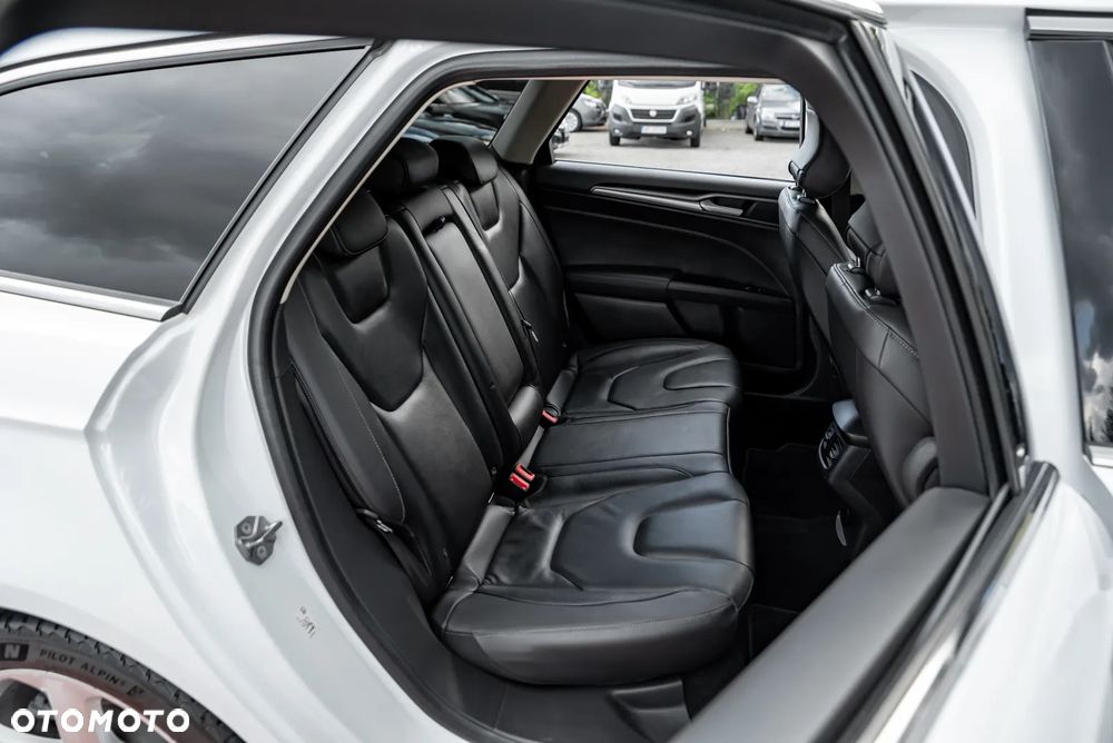 Ford Mondeo 2.0 TDCi PowerShift-Aut Allrad Business Edition - 23