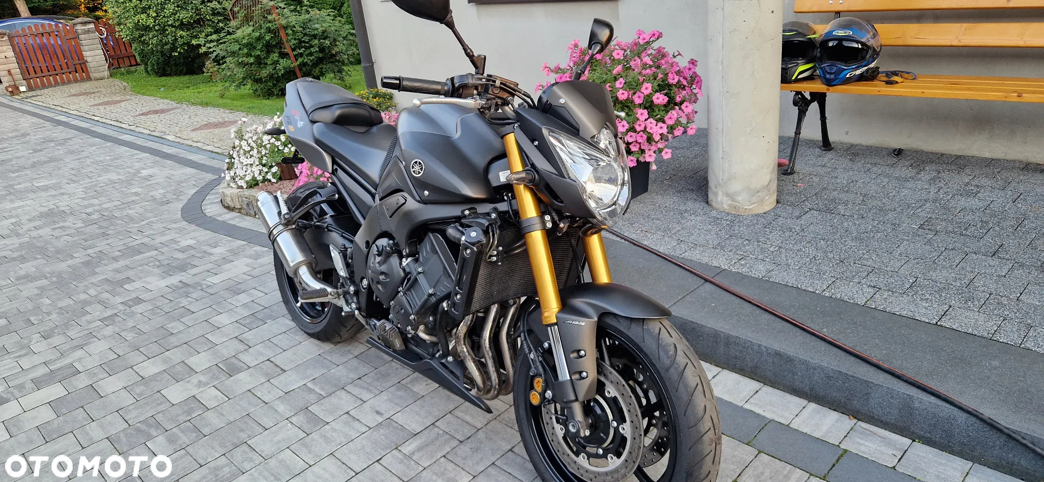 Yamaha FZ - 13