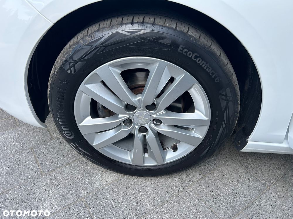 Peugeot 308 BlueHDi 130 Stop & Start Style - 16