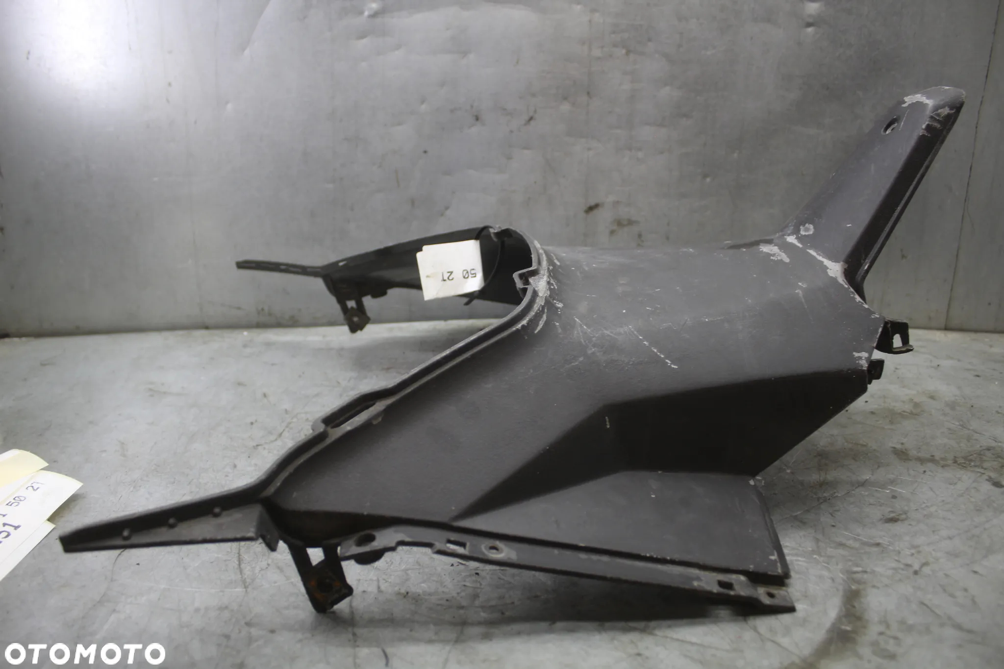Derbi GP1 50 2T Kokpit owiewka osłona obudowa wypełnienie - 2