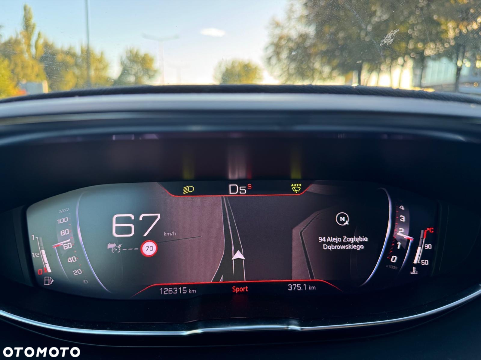 Peugeot 5008 BlueHDI 180 EAT8 GT - 12