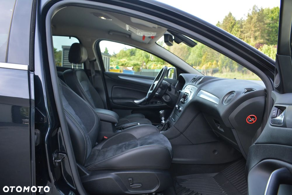 Ford Mondeo 2.0 TDCI Titanium X - 18