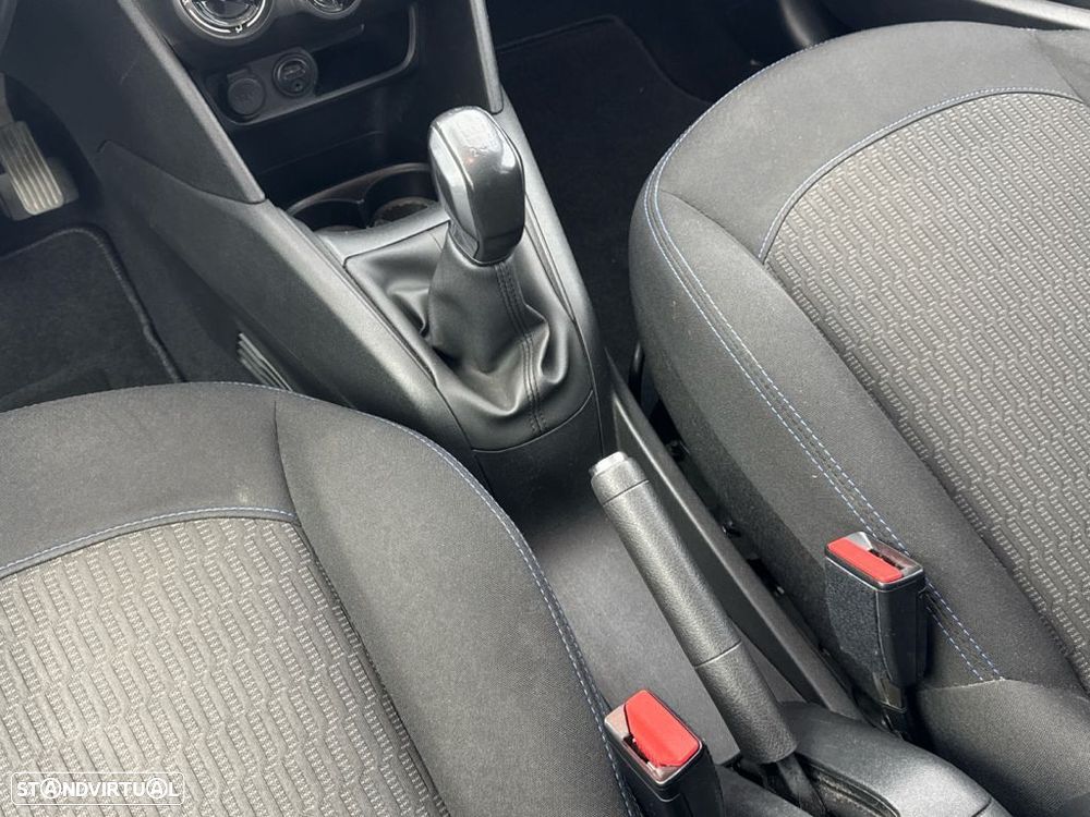 Peugeot 208 1.2 PureTech Allure - 18