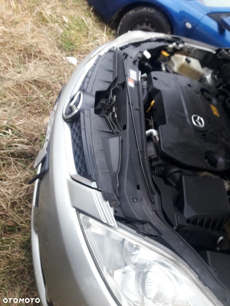 Mazda 5 CR 05-10  Maska zderzak pas atrapa lampa belka w kolor 16W - 8