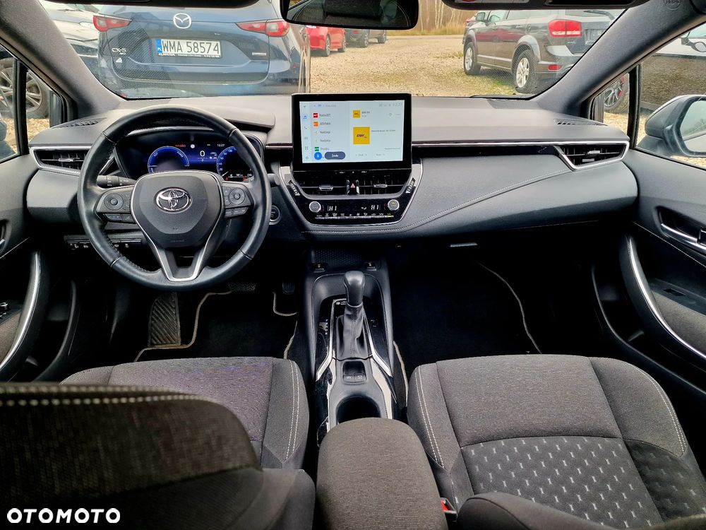 Toyota Corolla 1.8 Business Edition - 17