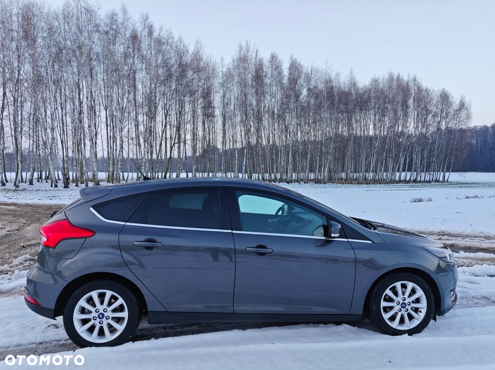 Ford Focus 1.0 EcoBoost Start-Stopp-System TITANIUM STYLE - 5