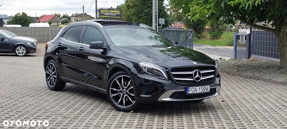 Mercedes-Benz GLA - 5