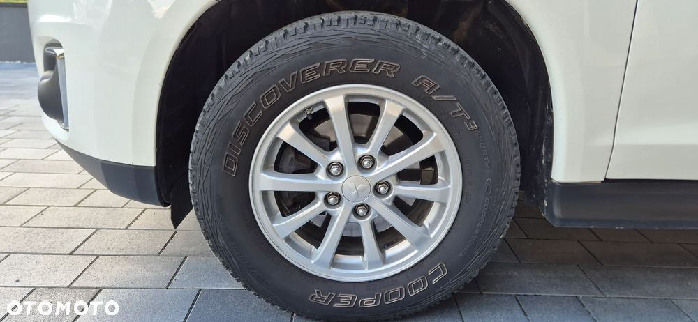 Mitsubishi ASX 1.6 Instyle - 11