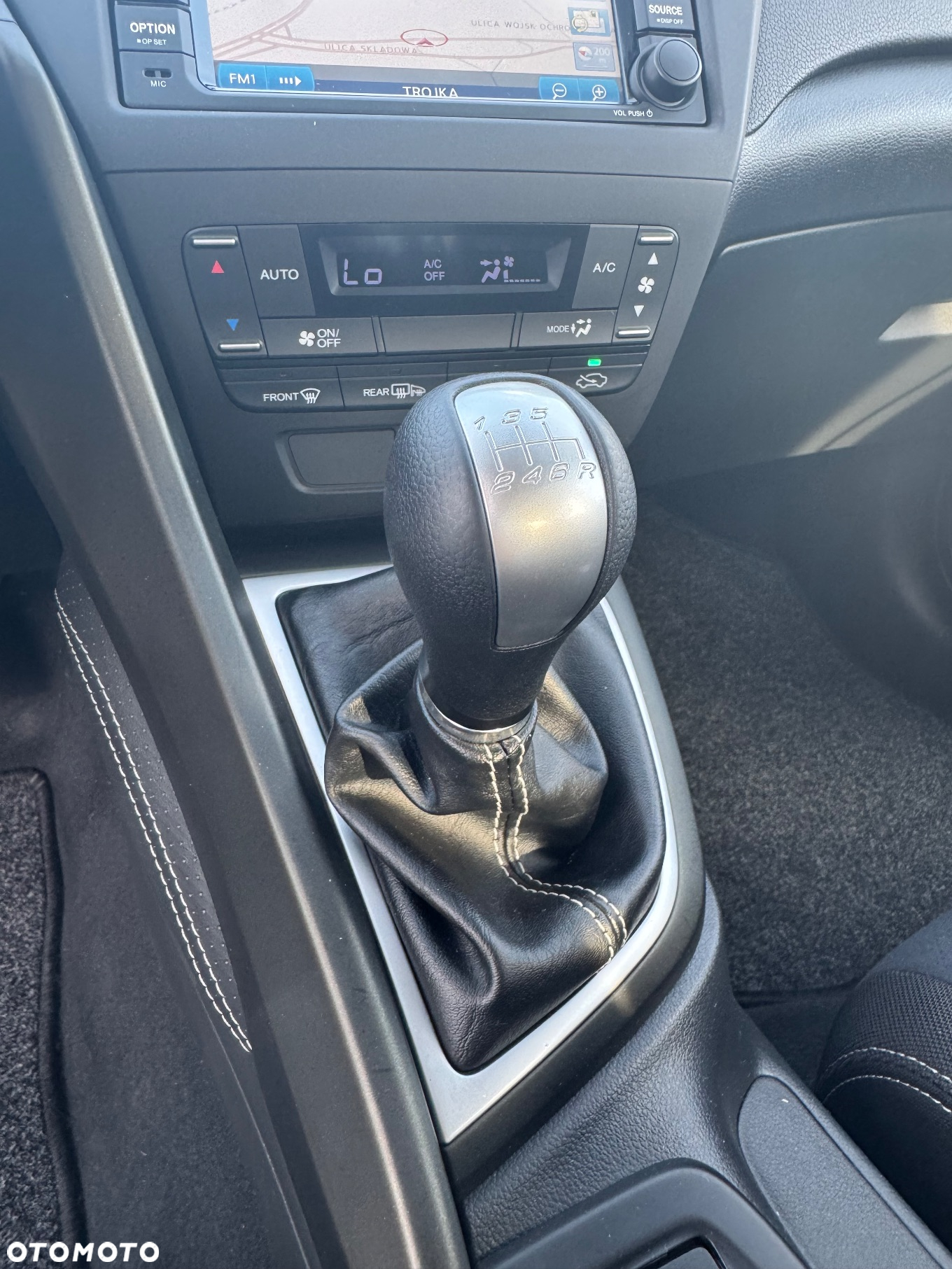 Honda Civic 1.8 Comfort - 34