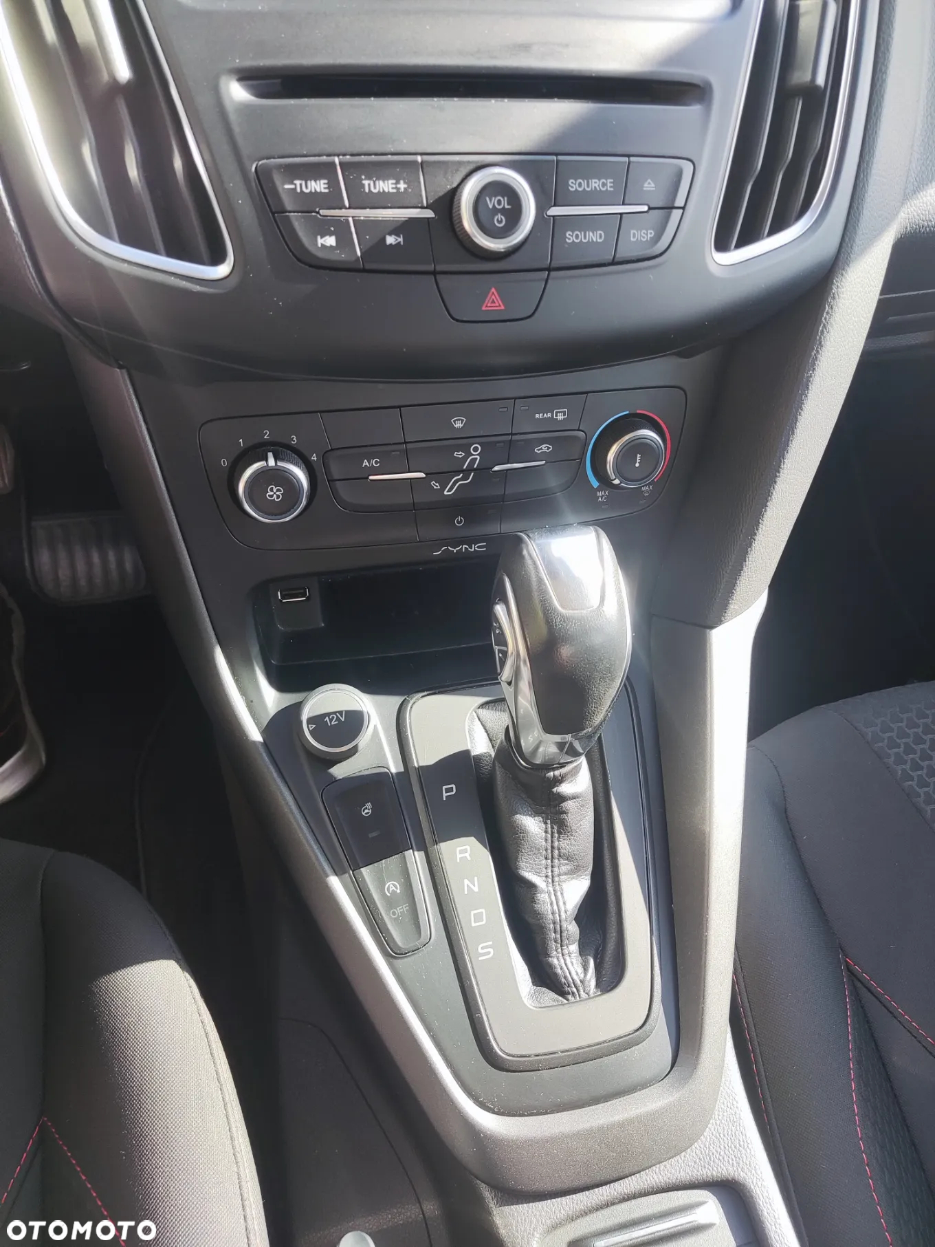 Ford Focus - 10