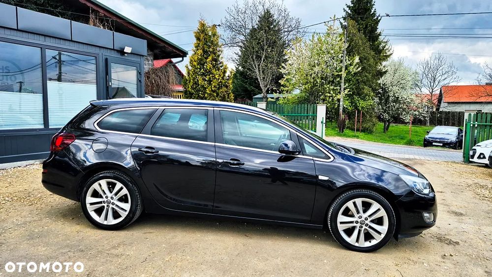 Opel Astra 1.4 Turbo Cosmo - 12