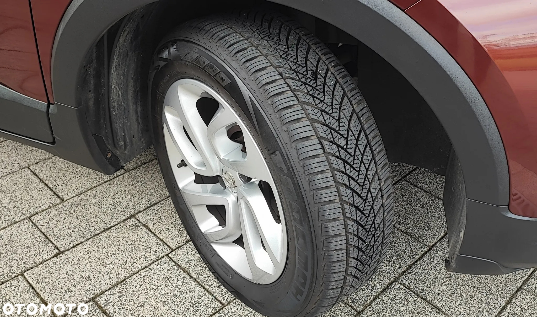 Opel Crossland X 1.2 T Enjoy S&S - 7