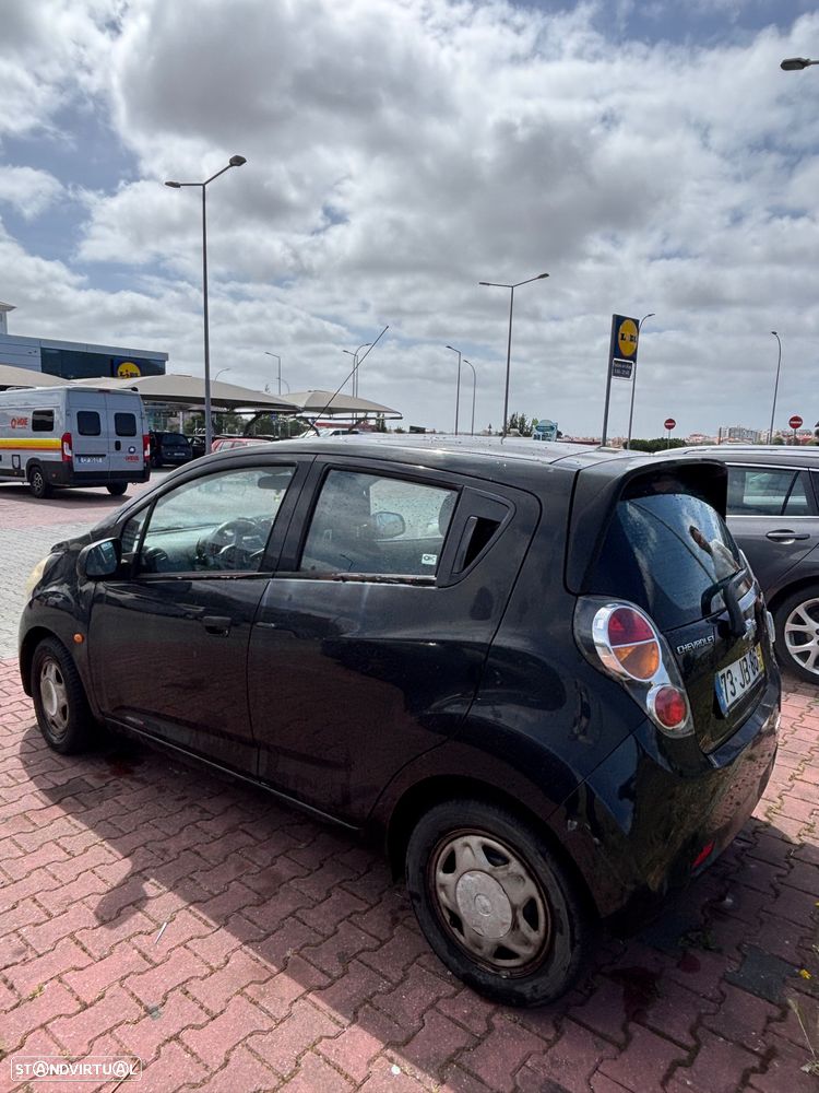 Chevrolet Spark 1.0 L - 5
