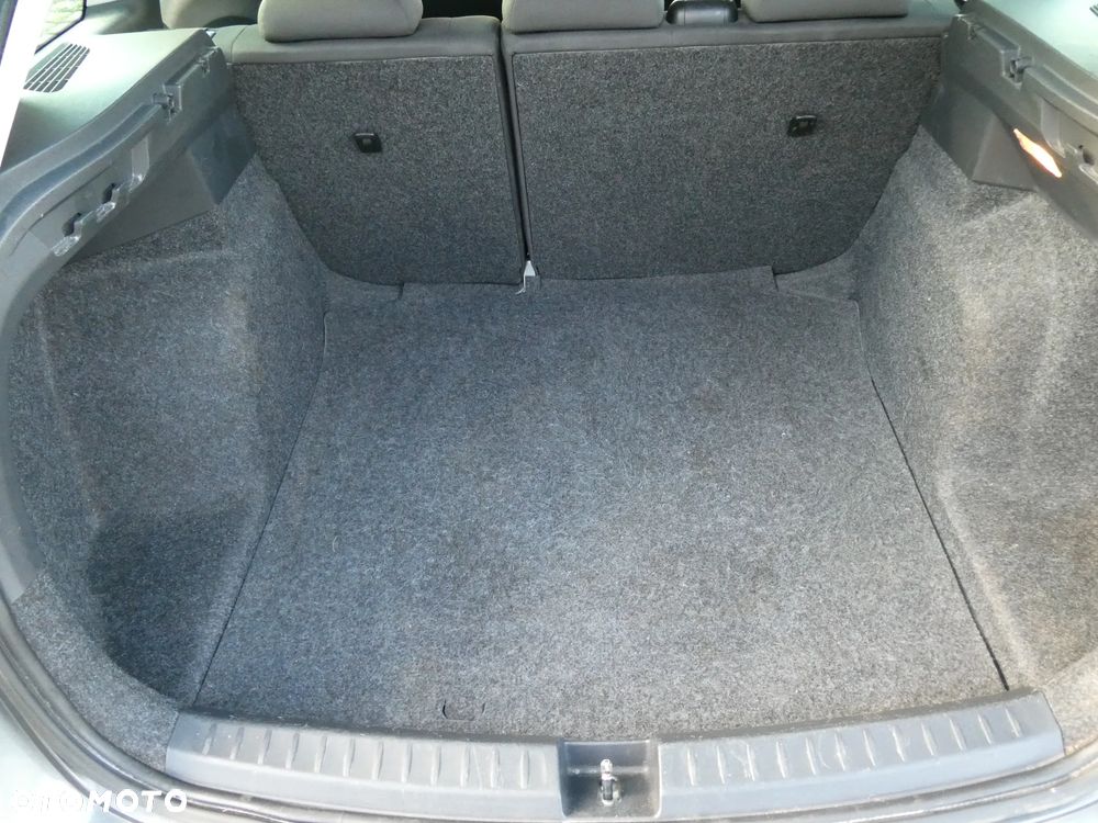 Seat Ibiza 1.4 16V Reference Salsa - 22