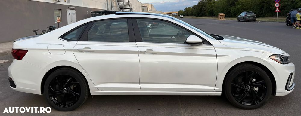 Volkswagen Jetta - 3