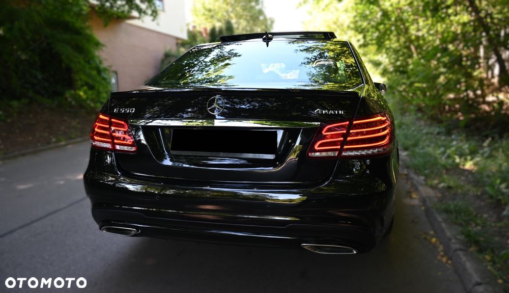 Mercedes-Benz Klasa E 500 4-Matic Avantgarde - 16