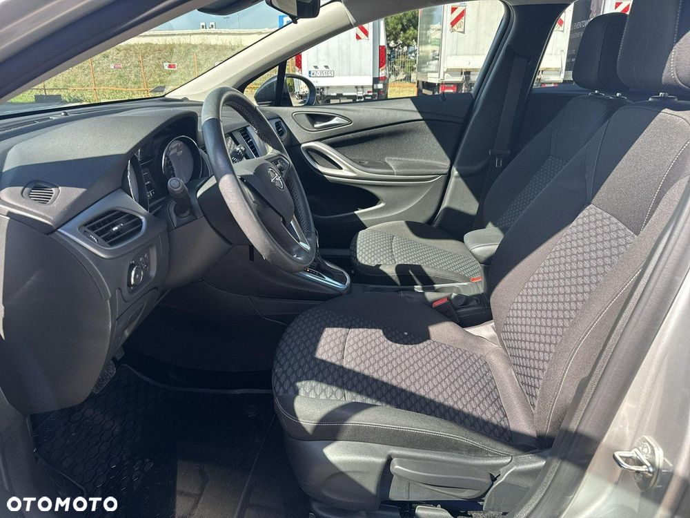 Opel Astra - 11