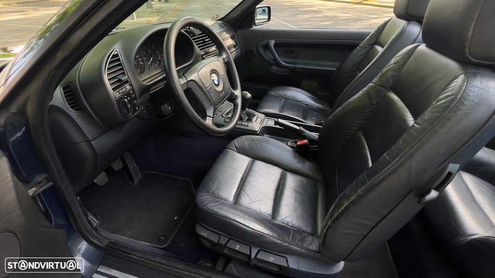BMW 318 i Cabriolet - 13