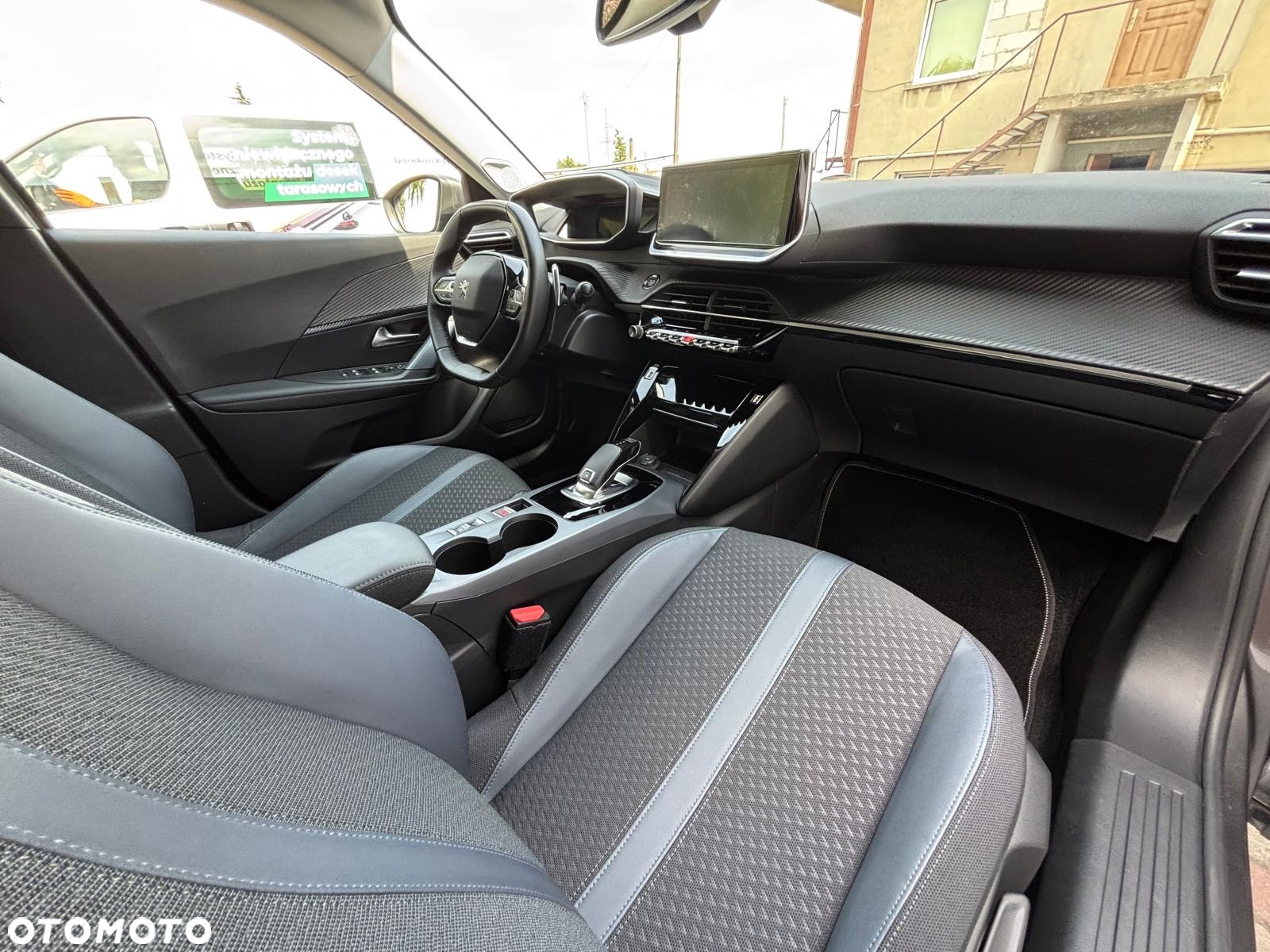 Peugeot 2008 1.5 BlueHDi GT Pack S&S EAT8 - 22