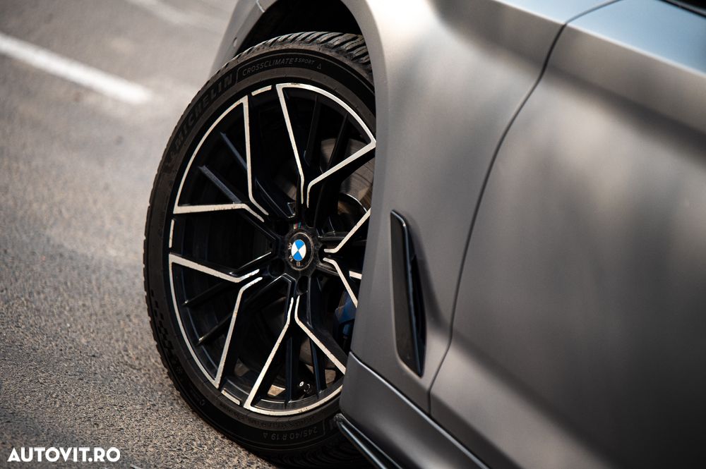 BMW Seria 5 540i xDrive AT - 12