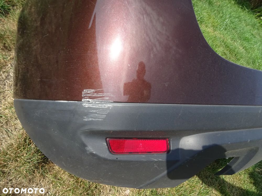 WYPRZEDAZ DACIA DUSTER 2010-17R ZDERZAK TYLNY W LAKIER STAN JAK NA FOTO - 3