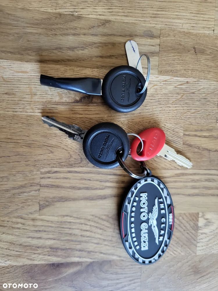 Moto Guzzi V100 Mandello - 8