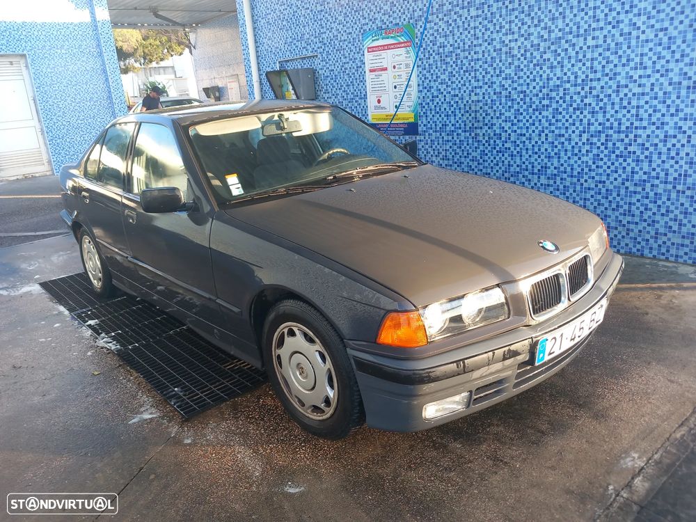 BMW 316 i Touring - 7