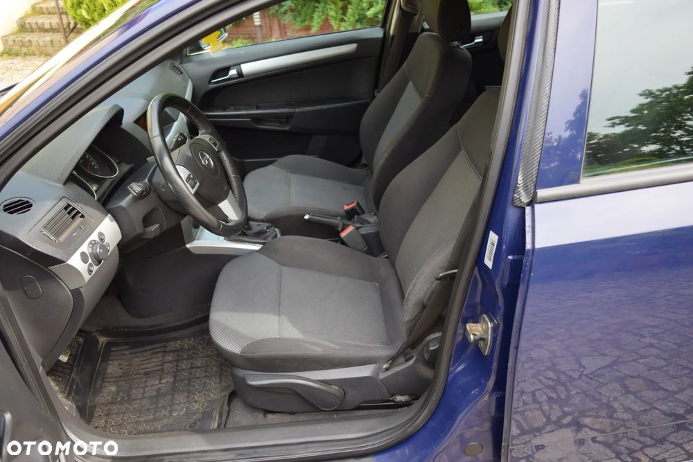 Opel Astra 1.7 CDTI - 12