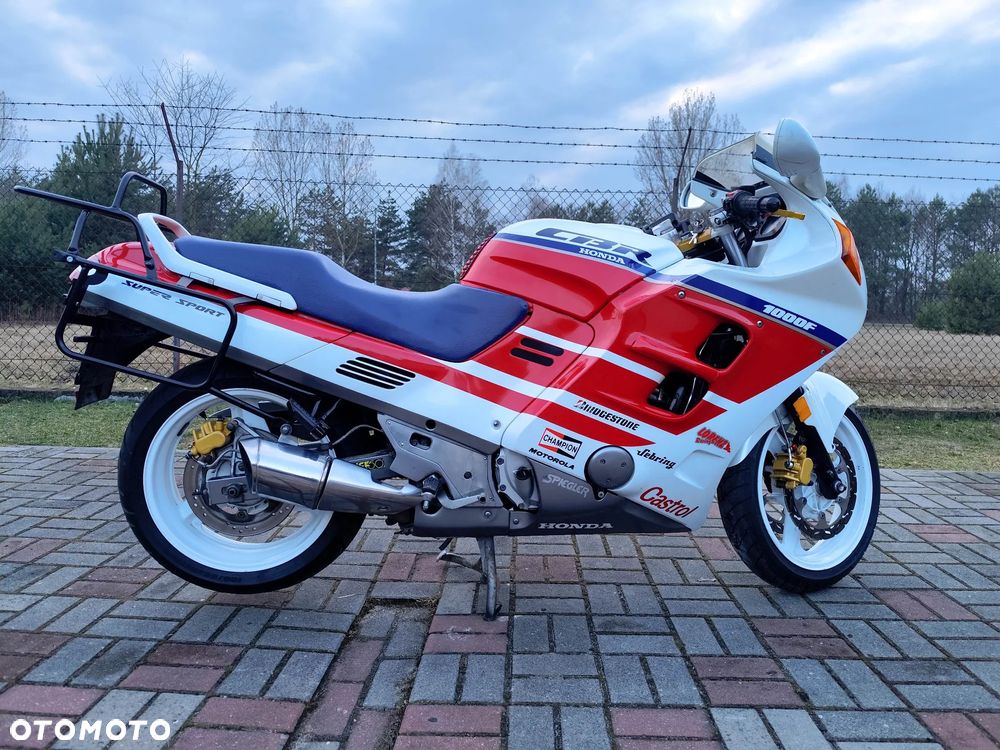 Honda CBR - 5