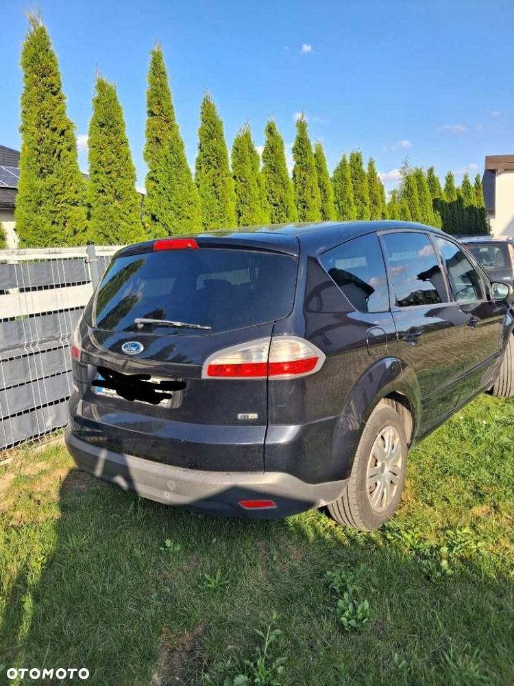 Ford S-Max - 8