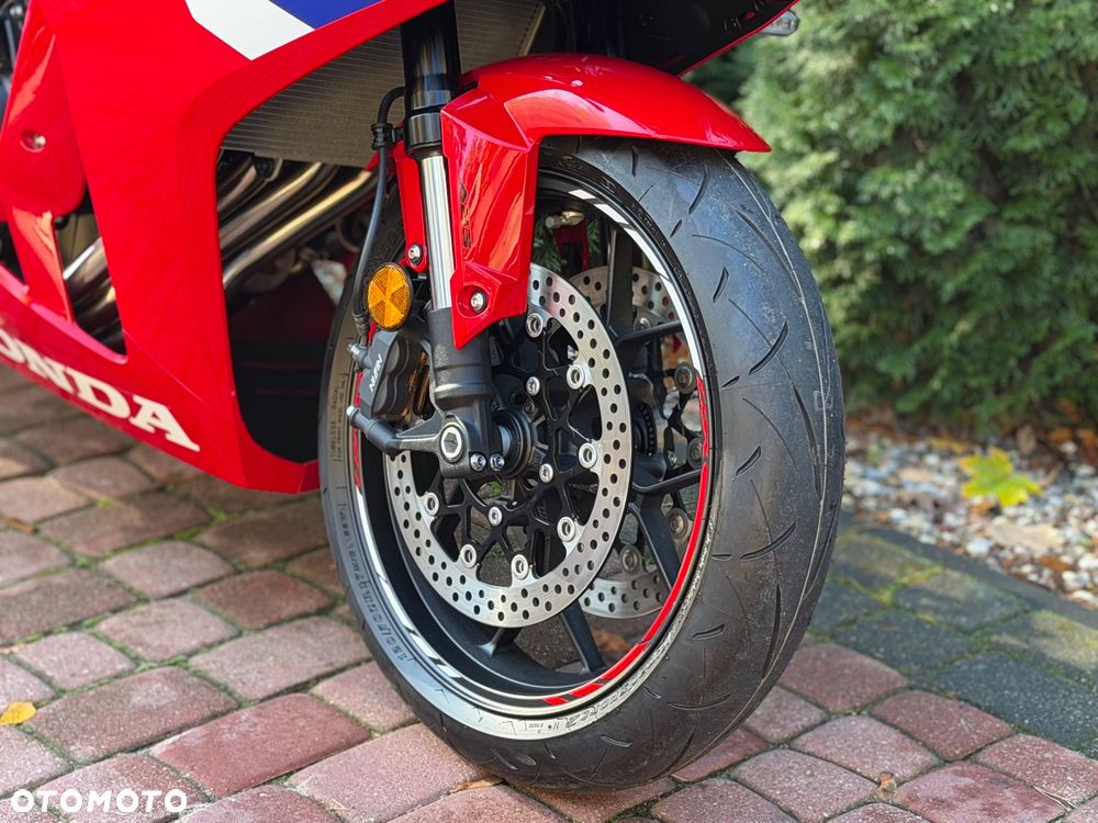 Honda CBR - 21