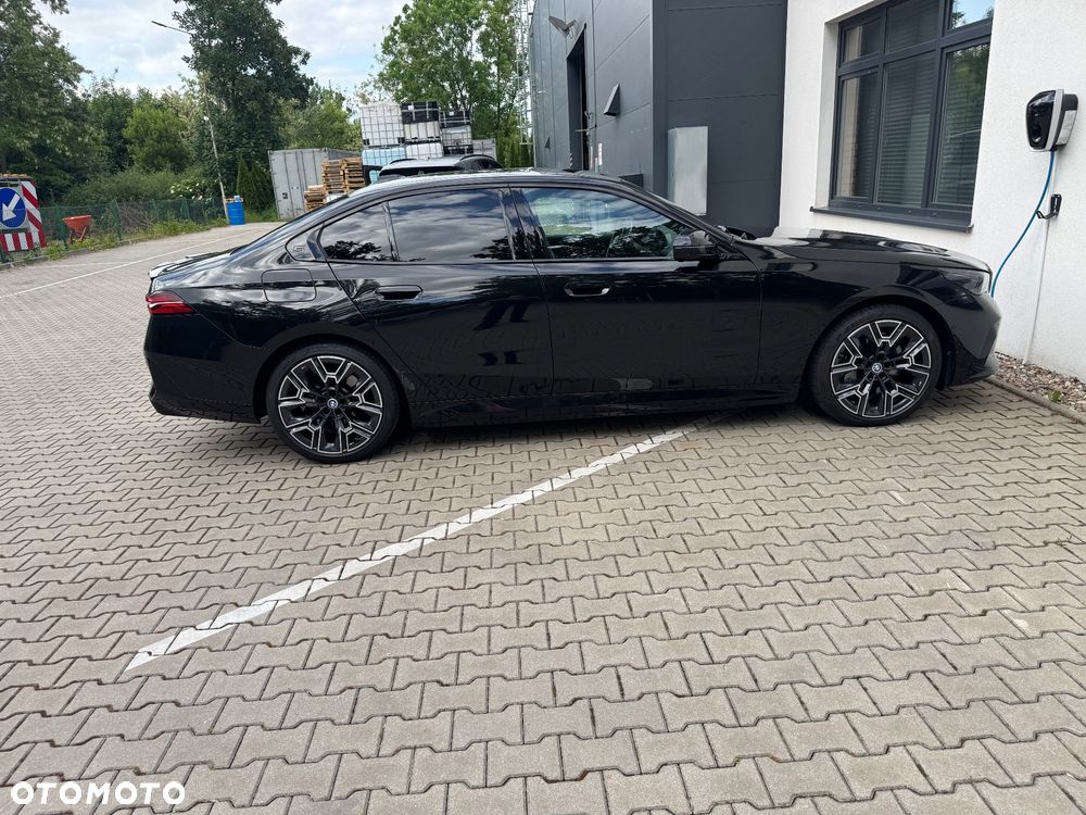 BMW Seria 5 - 34