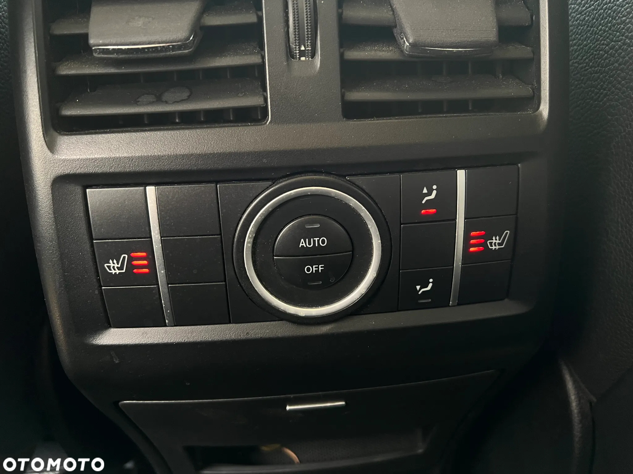 Mercedes-Benz ML 350 BlueTec 4-Matic - 21