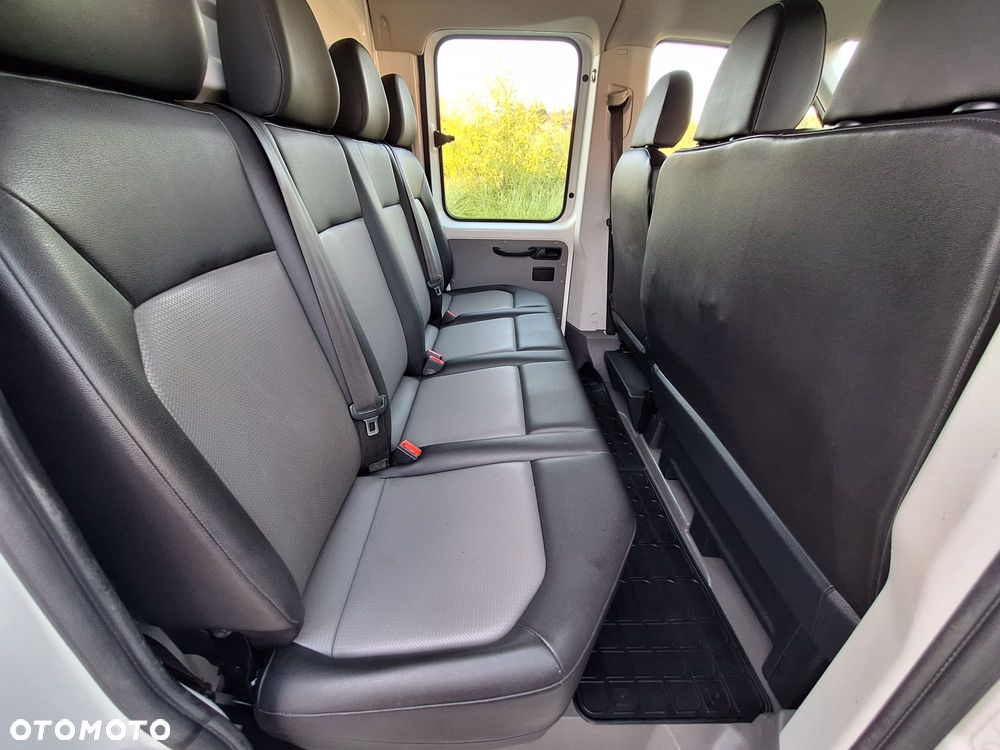 Volkswagen CRAFTER - 21