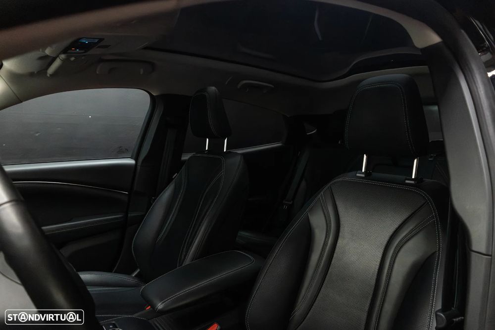 Ford Mustang Mach-E Standard - 24